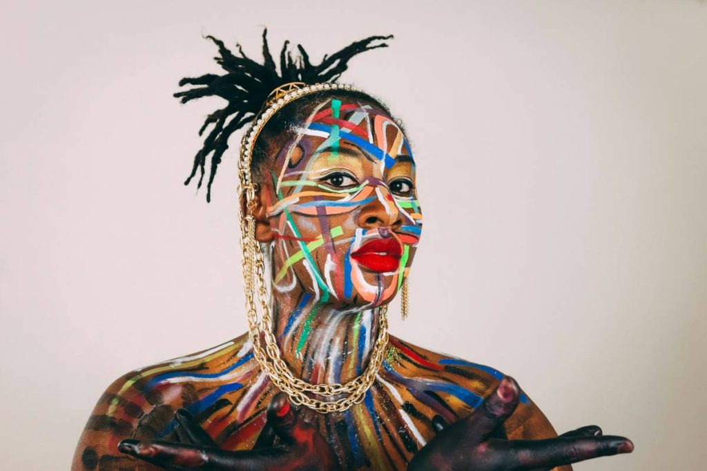 Innovative Techniques: 7 Proven Ways to Master Avant-Garde Editorial Makeup